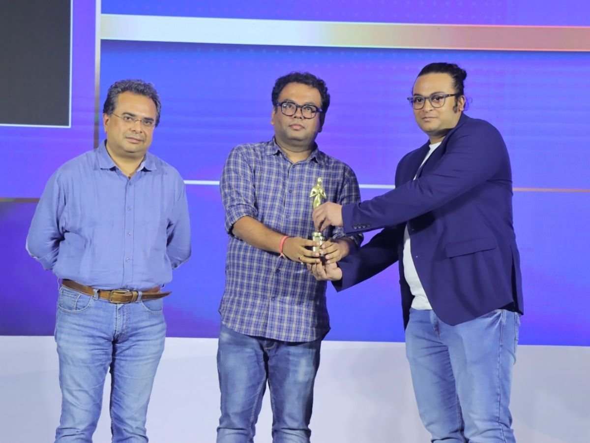 Indian PR Distribution Honored with MAA Gold Award for Technology and Innovation Marketing at CMO’s Charcha Summit